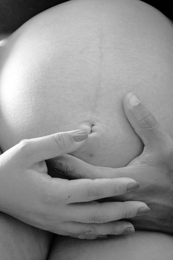 La línea alba en el embarazo - Motherna